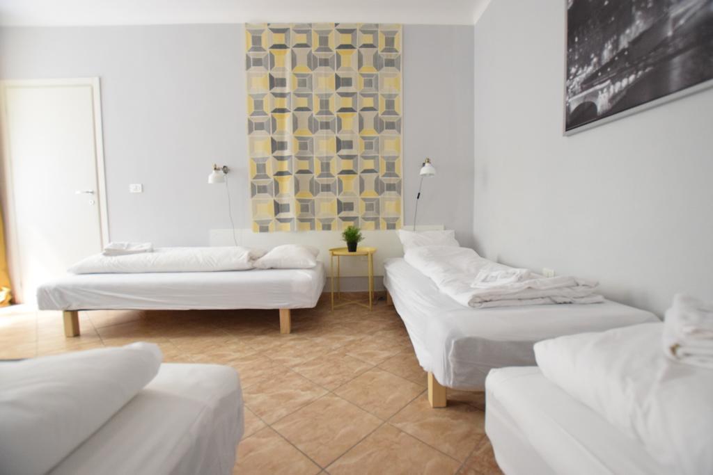 Budget Apartment By Hi5 - Revai Koz Будапеща Екстериор снимка