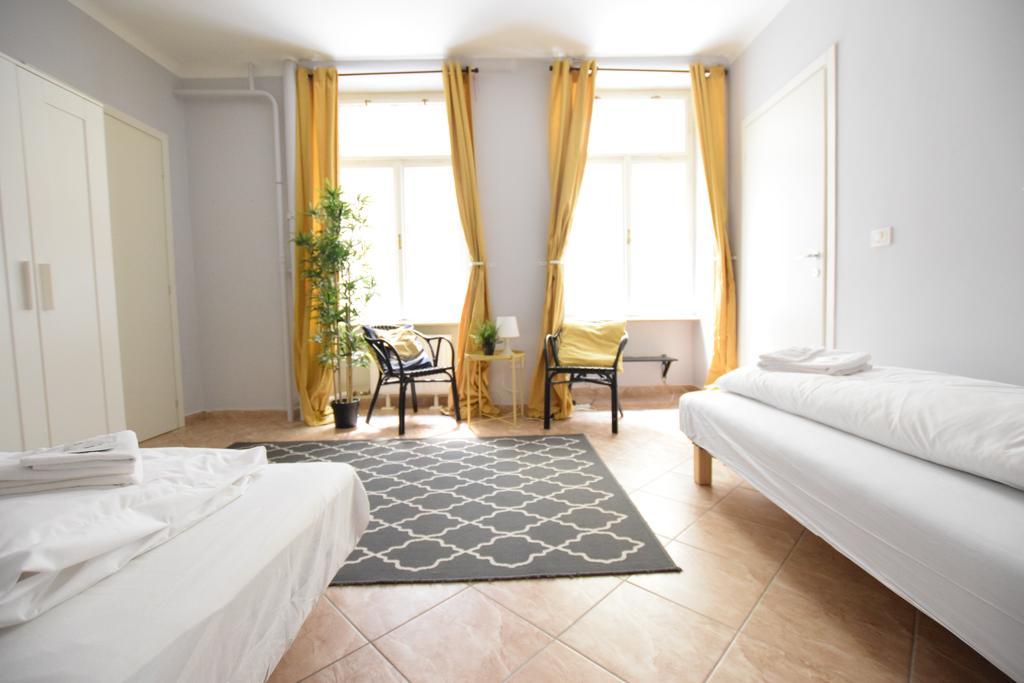 Budget Apartment By Hi5 - Revai Koz Будапеща Екстериор снимка