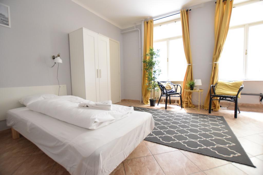 Budget Apartment By Hi5 - Revai Koz Будапеща Екстериор снимка